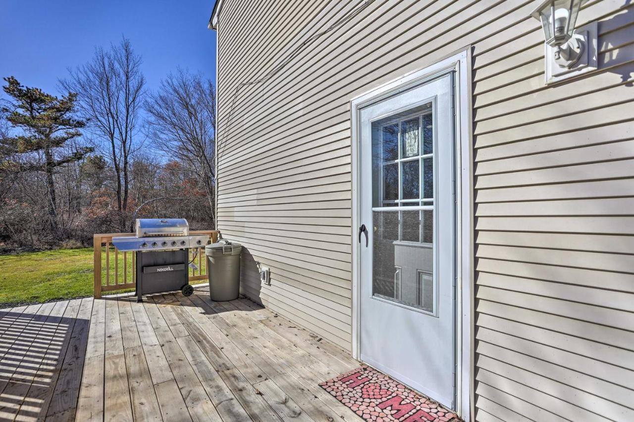 Peaceful Poconos Home With Lake And Pool Access! Long Pond Екстериор снимка